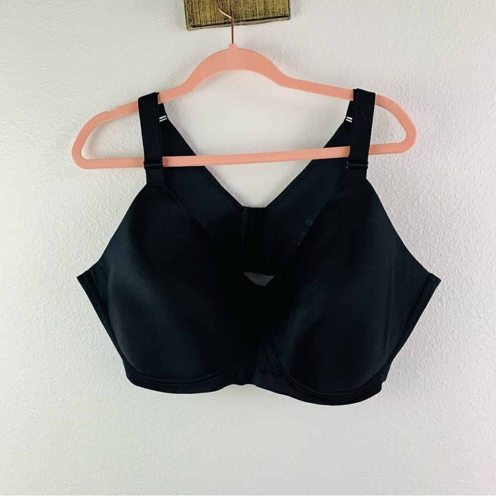 Catherine’s Black Bra‎
